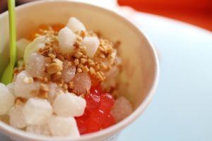 up close froyo lychee