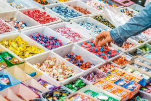 candy dispensers & scoop bins