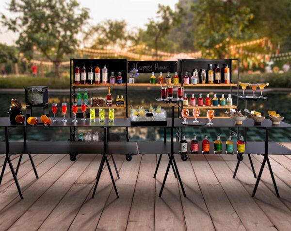 Modulite outdoor event buffet tables