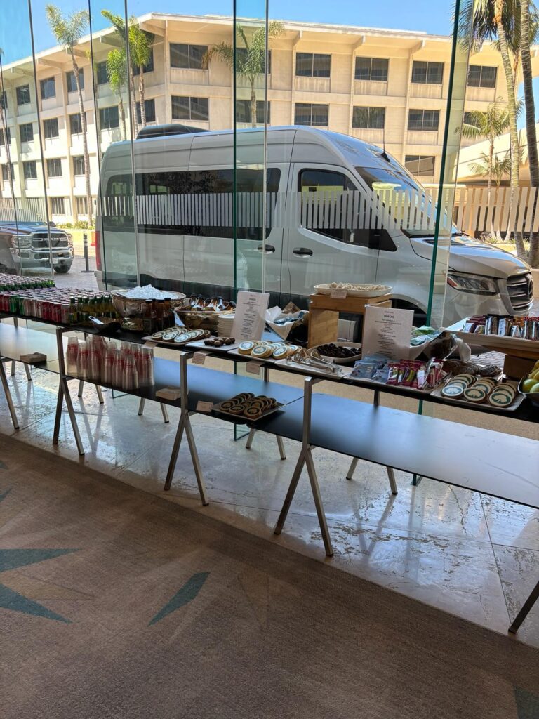 Modulite buffet furniture Linenless Tables 