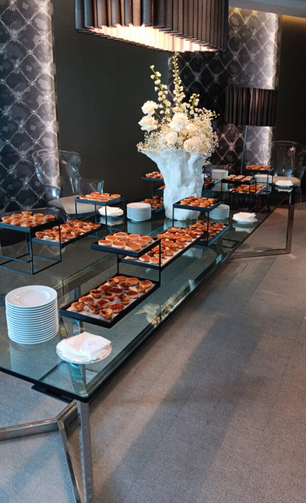 Upscaled with Gigapixel v8.4.4. 1148x2040 => 2296x4080 (2x) Model: High Fidelity V2, denoise: 0.36, sharpen: 0.58, decompression: 0.15